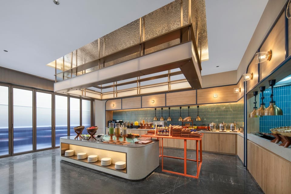 Holiday Inn Express Shenzhen Baolong Metro Station By IHG Hotel in Shenzhen