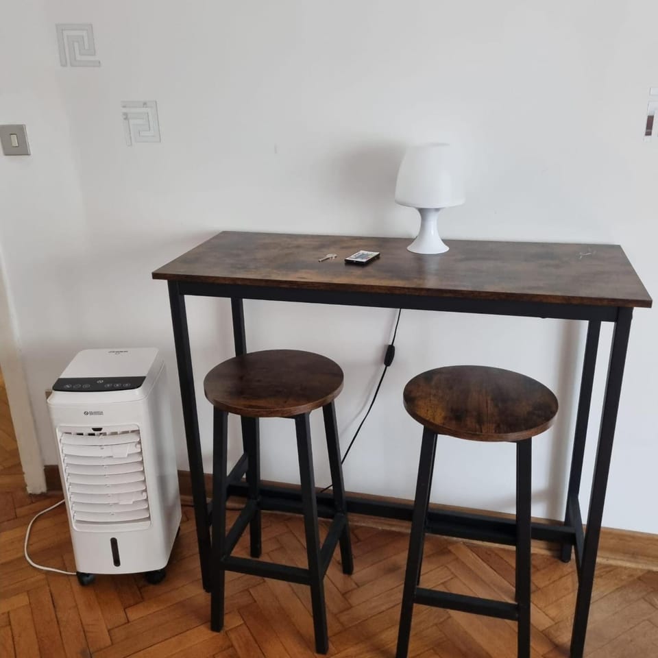 Dock Bay Lodge Hostel Hotel in Trieste