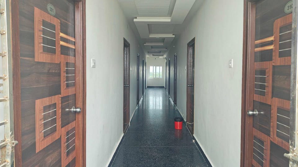 POP HOME 84066J Recidencial Hotel in Hyderabad