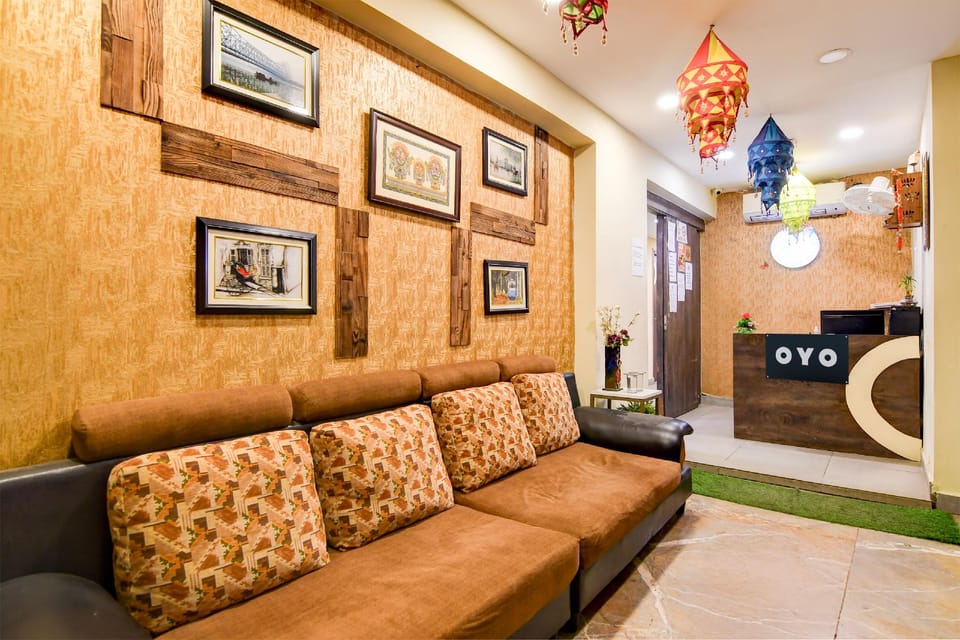 Hotel O Premium 12th Night Hotel in Kolkata