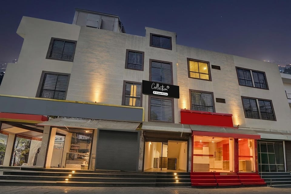 Super OYO Collection O Prayag Railway Junction Hotel in Uttar Pradesh