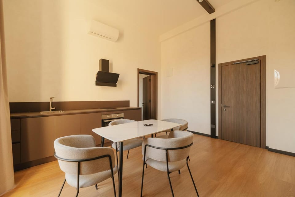 Cavour Suites Apartment hotel in Marche