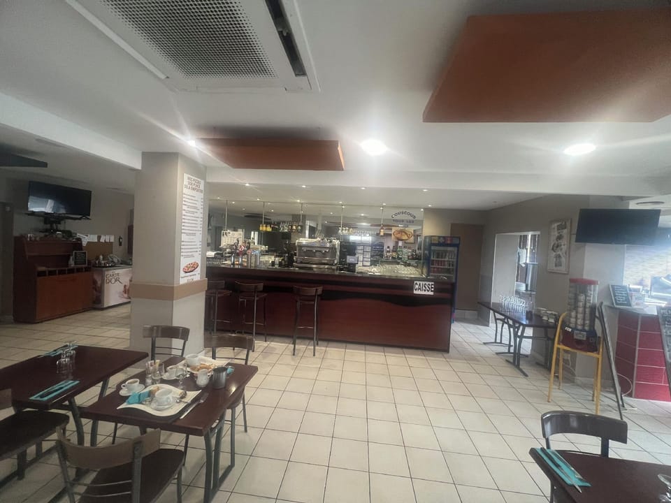 Le Manteau Bleu Hotel in Béziers