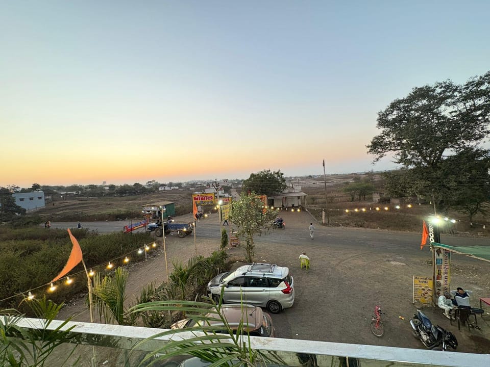 Hotel Shri Omkar Palace & Family Restaurant Hotel in India