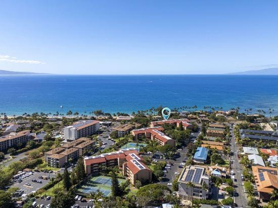 Maui Vista 1-308 - Steps from the Beach, Renovated, Ocean Views, New Windows, AC Hotel in Kihei