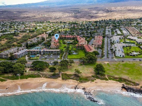 Kamaole Sands 2-204 - Dramatic Ocean and Courtyard Views, 1bd / 2ba, AC, Wi-Fi Hotel in Wailea
