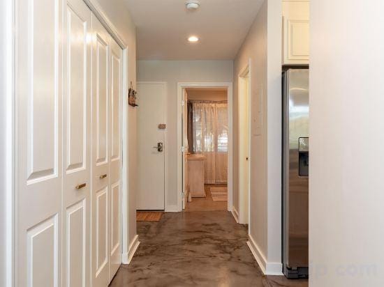 Kihei Garden Estates B-103 - Modern Design, Bright & Clean, Concrete Floors, AC! Hotel in Kihei