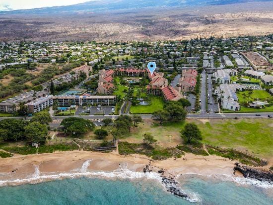 Kamaole Sands 6-303 - Courtyard and Ocean Views from Renovated 3rd Floor Condo Hotel in Wailea