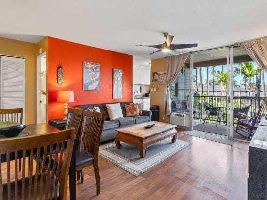 Kalama Terrace P-307 - 3rd-floor walkup, 7 min walk to Charley Young Beach, AC! Hotel in Kihei