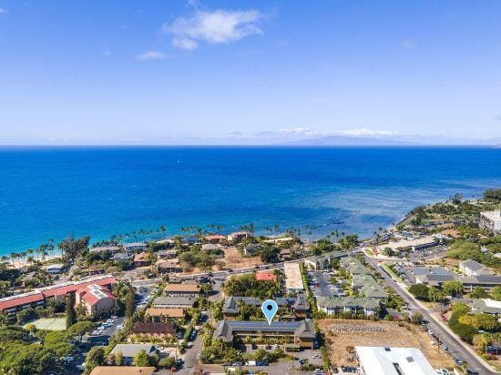 Kalama Terrace P-307 - 3rd-floor walkup, 7 min walk to Charley Young Beach, AC! Hotel in Kihei