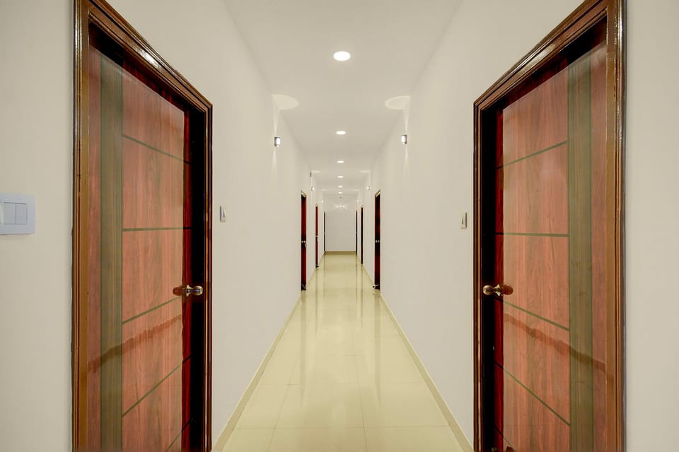 FabHotel Yagna Grand Hotel in Hyderabad