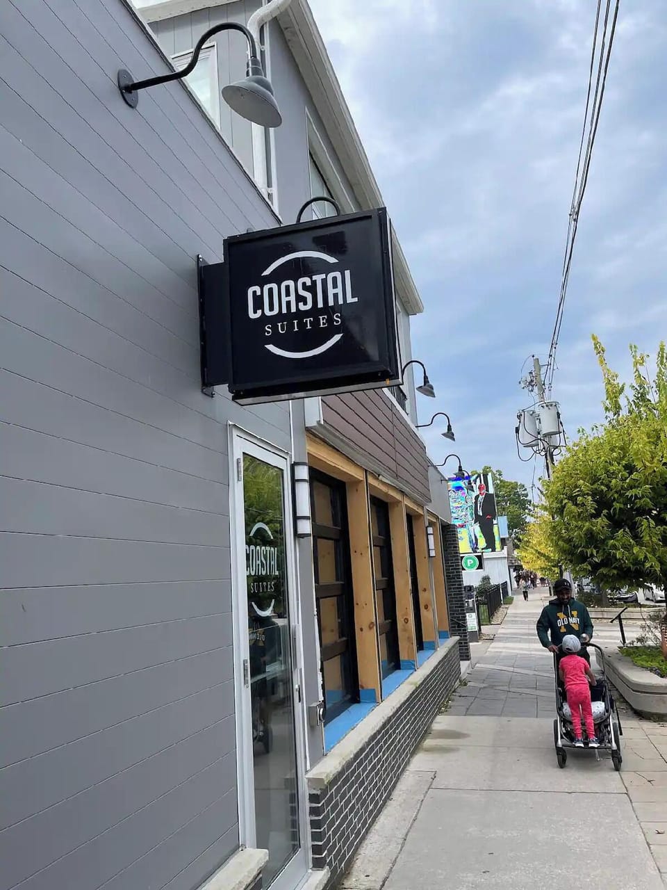 Coastal Suites Hotel in Lambton Shores