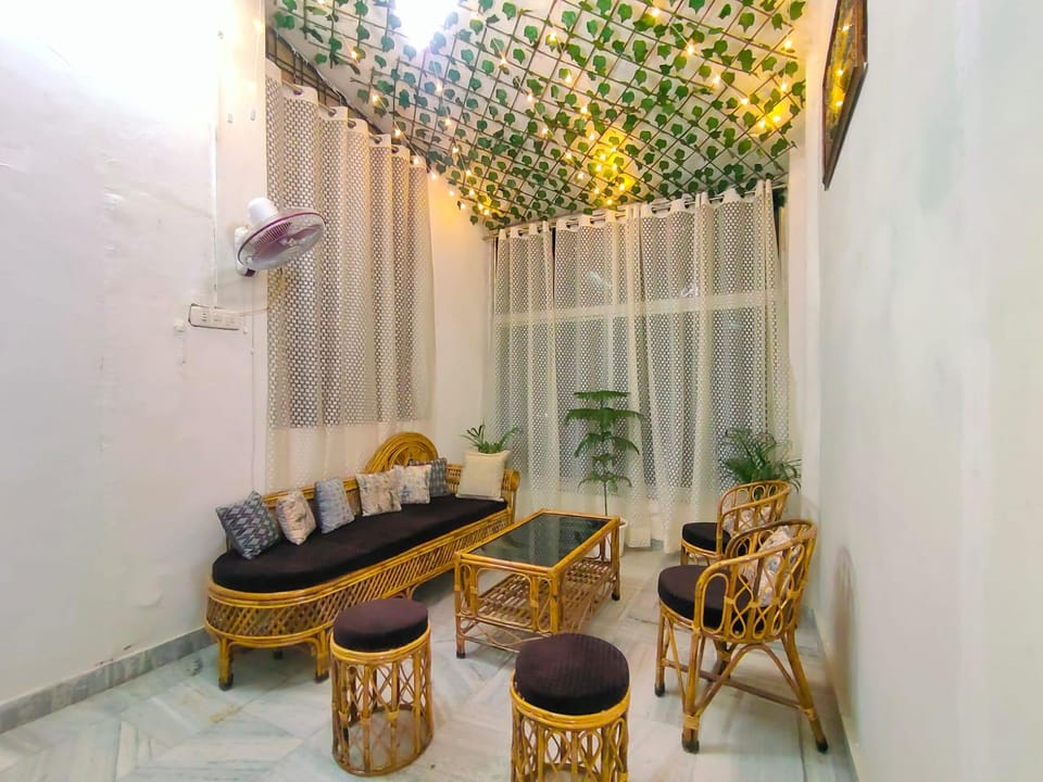 ShreeJi Homestay  Hotel in Rishikesh