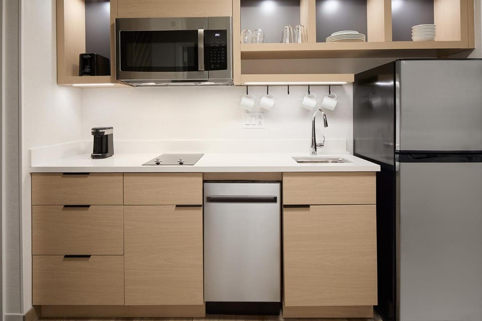 TownePlace Suites by Marriott Montreal Airport Hotel in Dorval