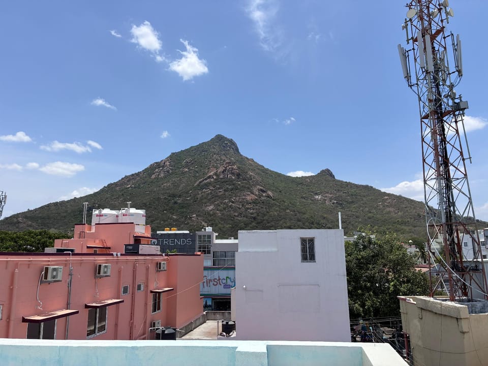 PANMOZHI RESIDENCY Hotel in Tamil Nadu