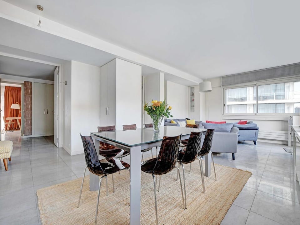 Exceptional 3BDR/6P apt - View of the Eiffel Tower Hotel in Paris