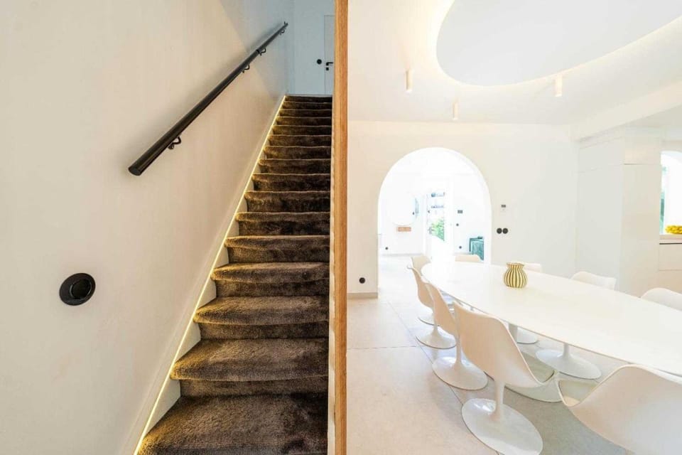 Superb villa with swimming pool & wellness area Hotel in Cannes