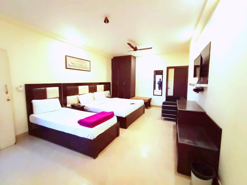 U S FORTUNE Hotel in Gurugram