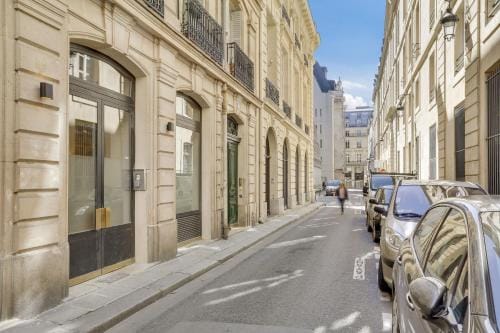Les appartements du Louvre Hotel in Paris