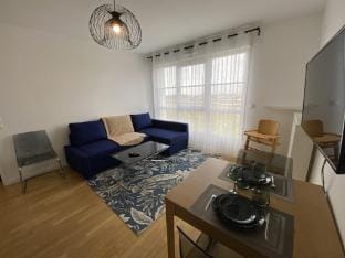 Blue By Dream Apartments Hotel in Chessy