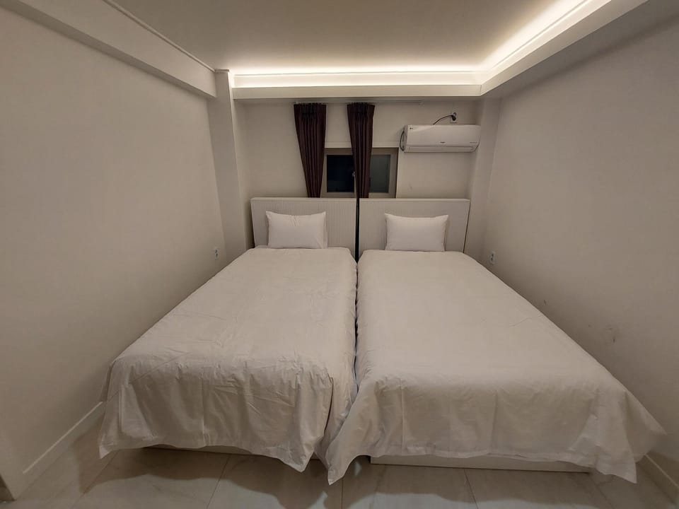 [포천 일동] 드림모텔 패밀리사우나 103호 주중 (월~목) Hotel in Gyeonggi-do