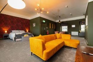 Penthouse City Studio - Perfect Base for Exploring Medieval Kilkenny Hotel in Kilkenny City