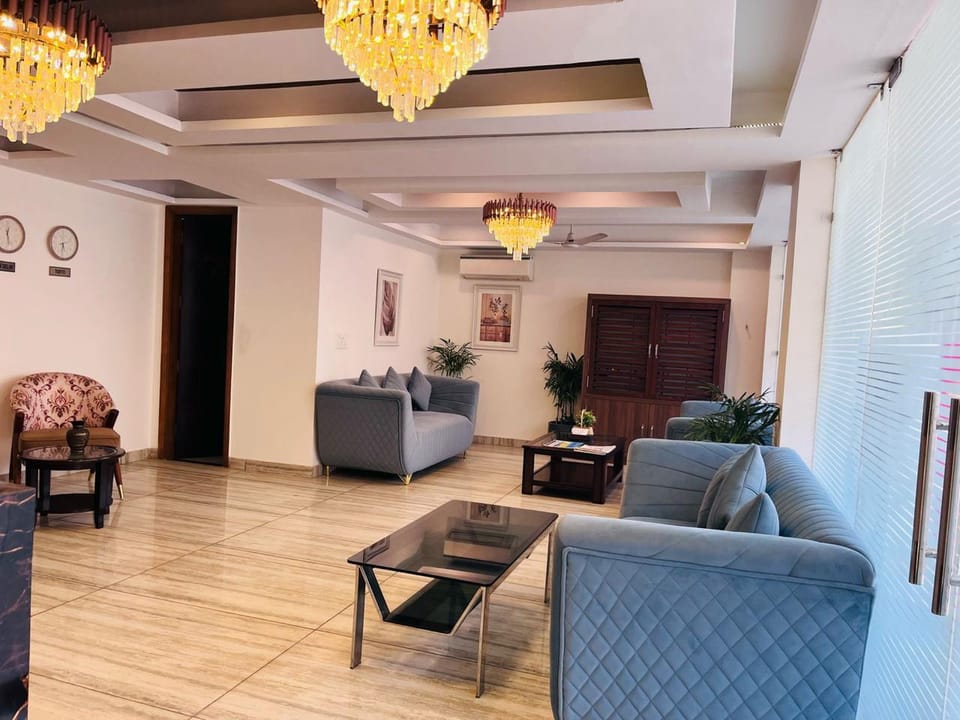 HOTEL THE LUXE 18 Hotel in Gurugram