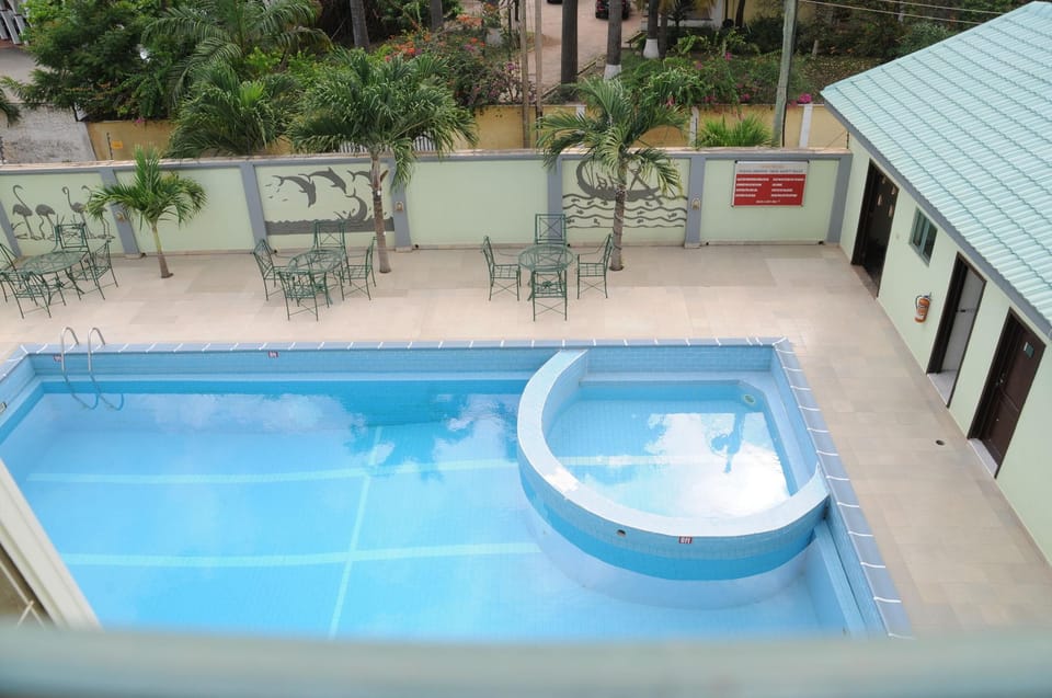 Crystal Palm Hotels Hotel in Accra