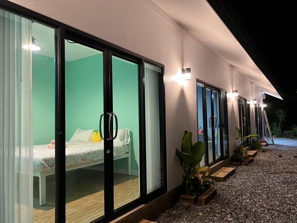 บ้านเจอพอดี  Bed and Breakfast in Thailand