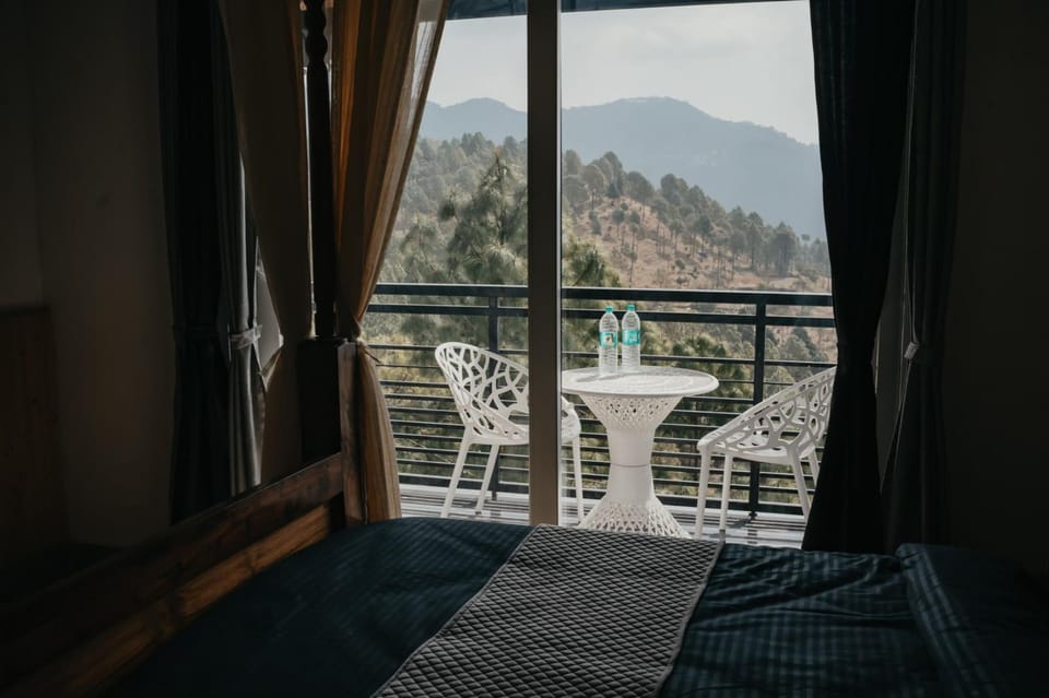 Goroomgo Blue Pine Pool Nainital - Premium Valley View Hotel in Uttarakhand