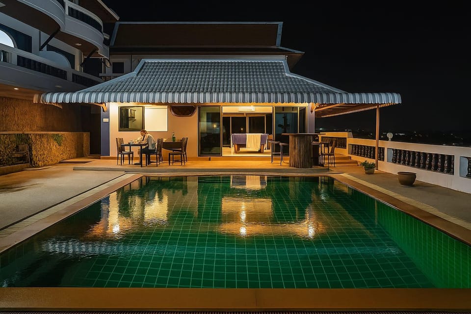 Aksaray Hotel Hotel in Patong