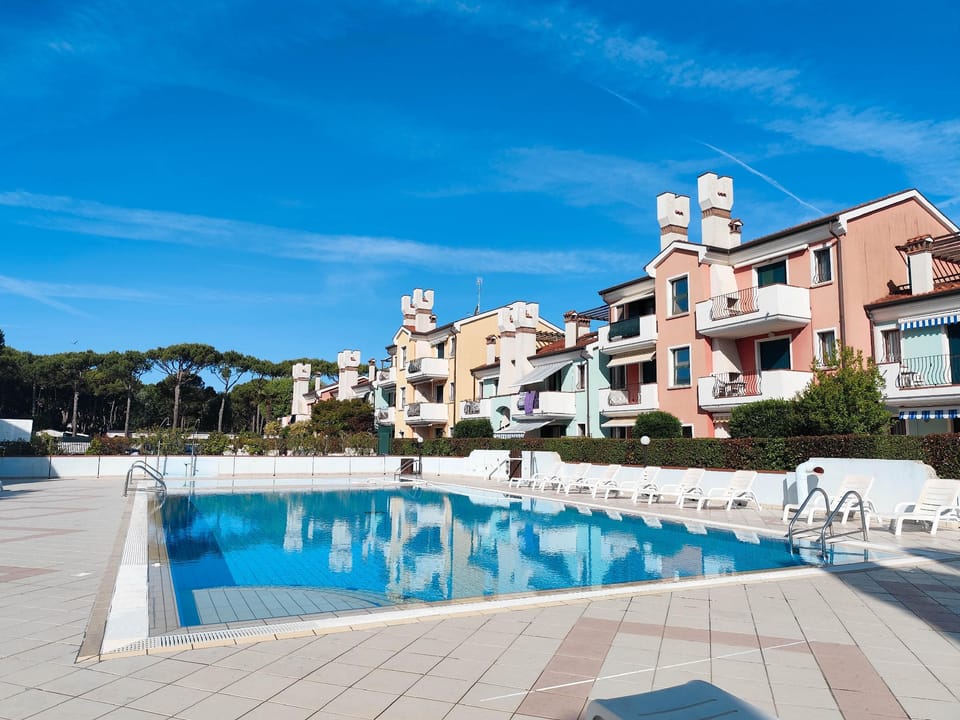 Apartment with pool access Hotel in Lido di Jesolo