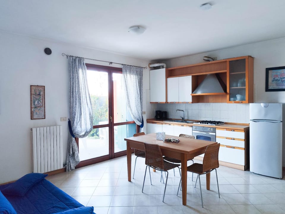Comfortable flat with patio and pool Hotel in Cavallino-Treporti