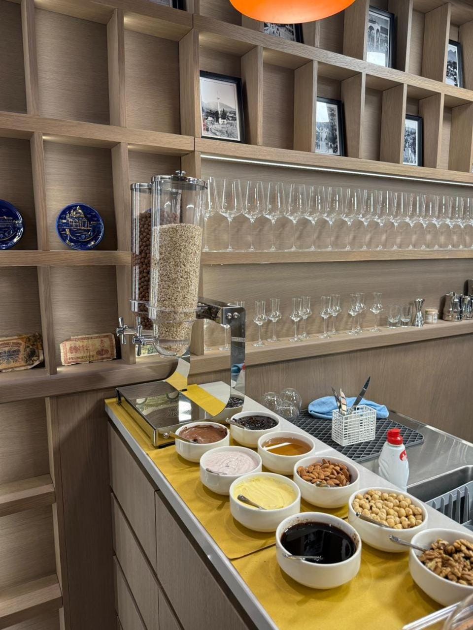 Post Inn Hotel-New Bazaar Hotel in Tirana