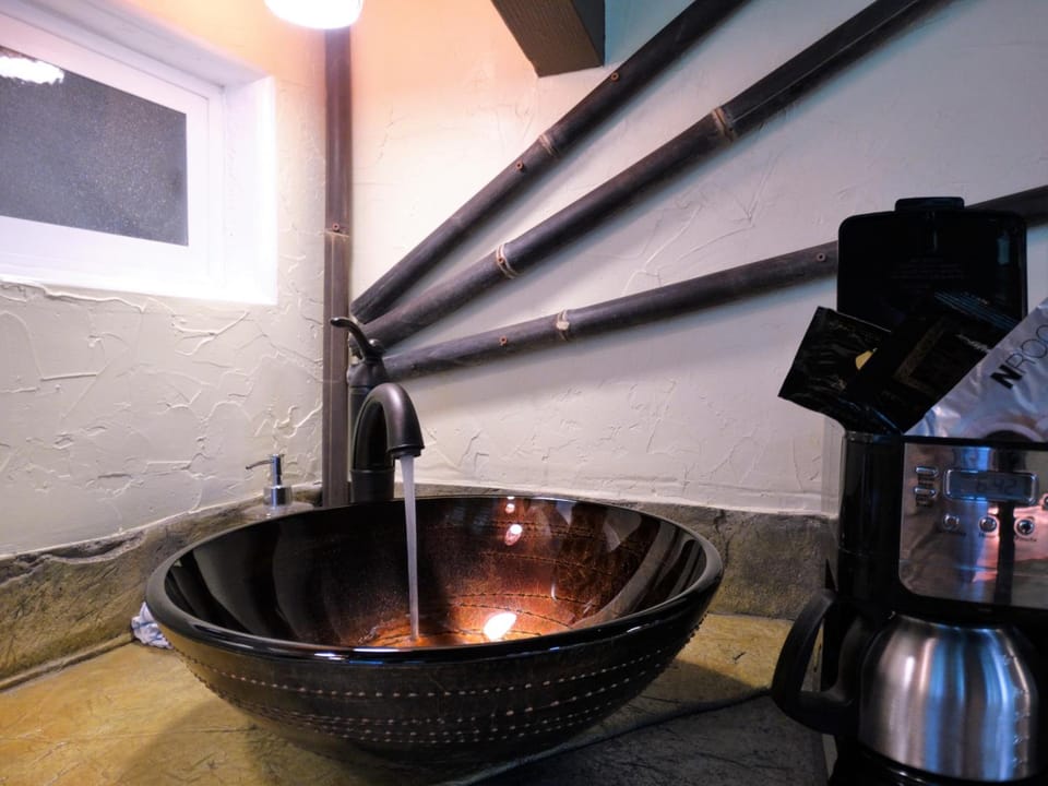 Chalet Kilauea Lodge in Volcano