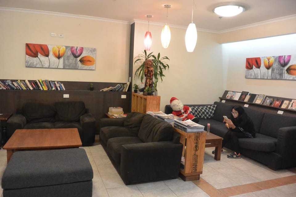 Shared lounge/TV area