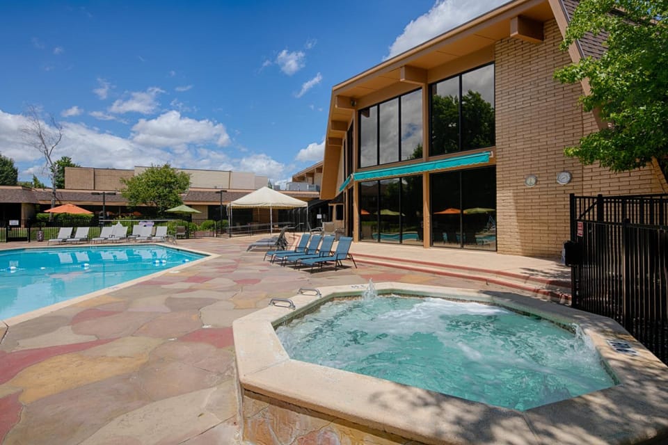 Red Lion Hotel Redding Hotel in Redding