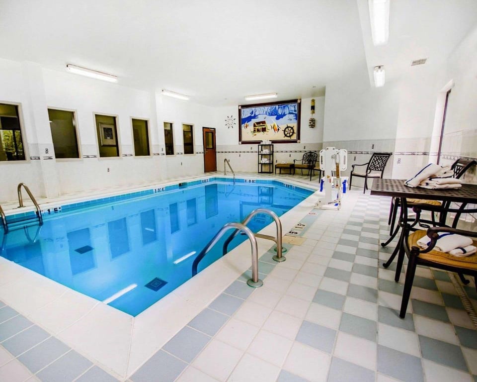 Comfort Inn & Suites La Grange - Louisville Area Hotel in Indiana