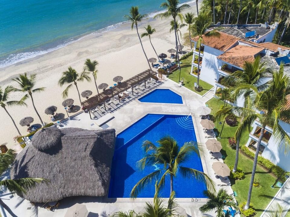 Vista Vallarta All Suites On The Beach Hotel in Bucerias