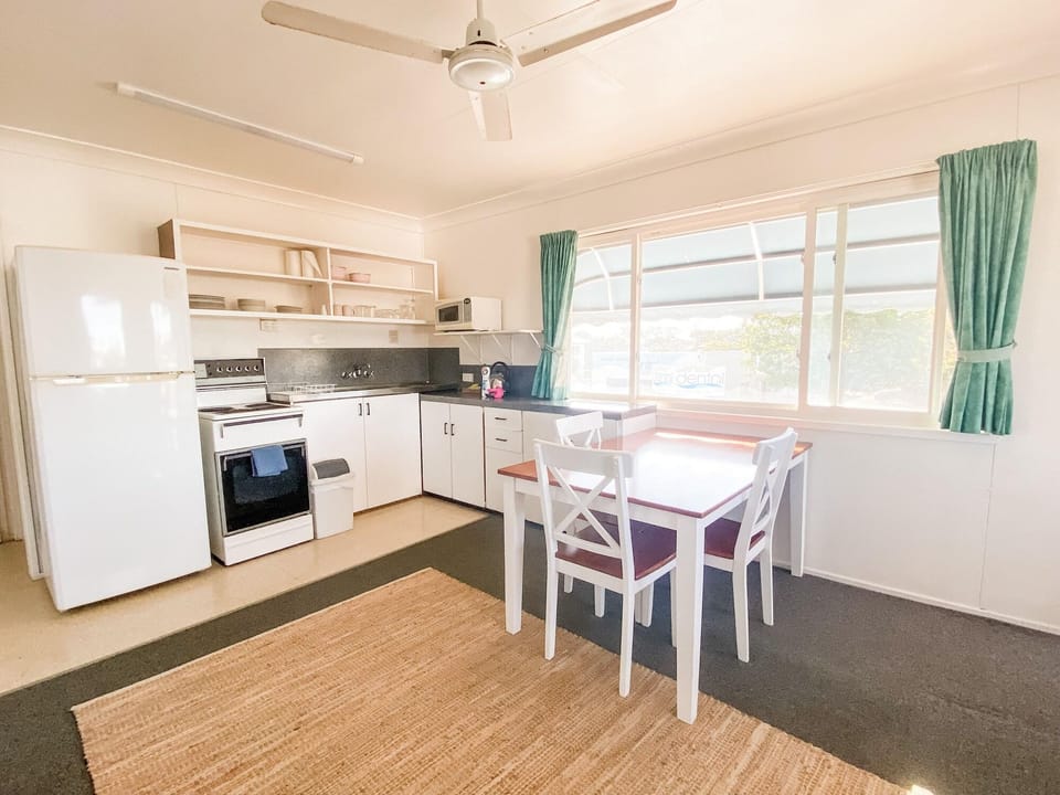 Pacific Sun Bargara Motel in Bargara
