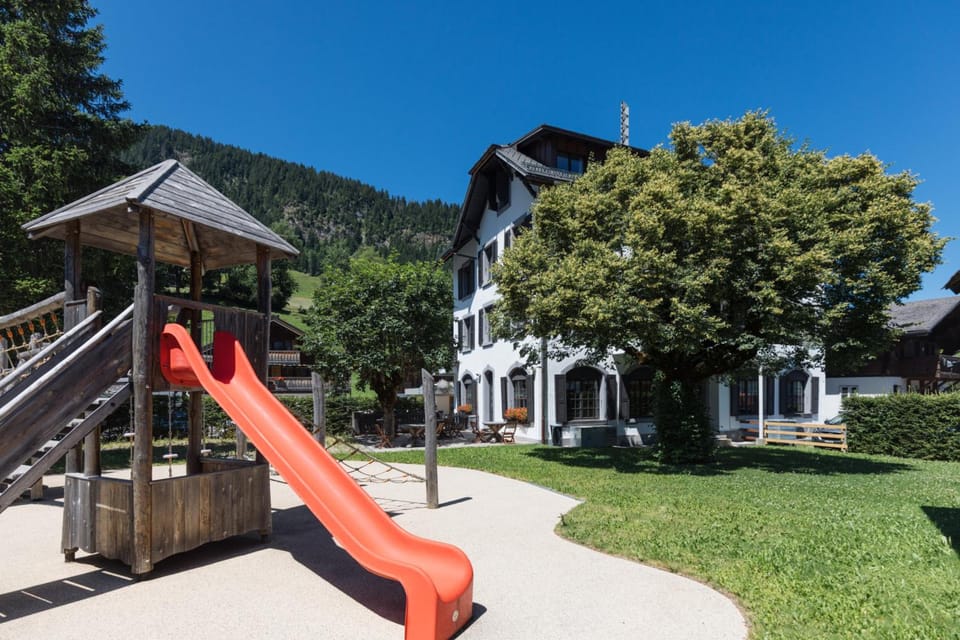 Hotel Sanetsch Hotel in Canton of Valais
