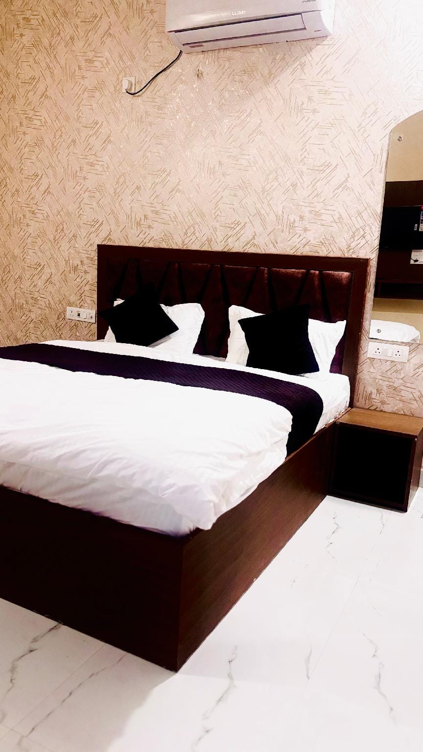 Shree Kanhaiya Palace Hotel in Uttar Pradesh