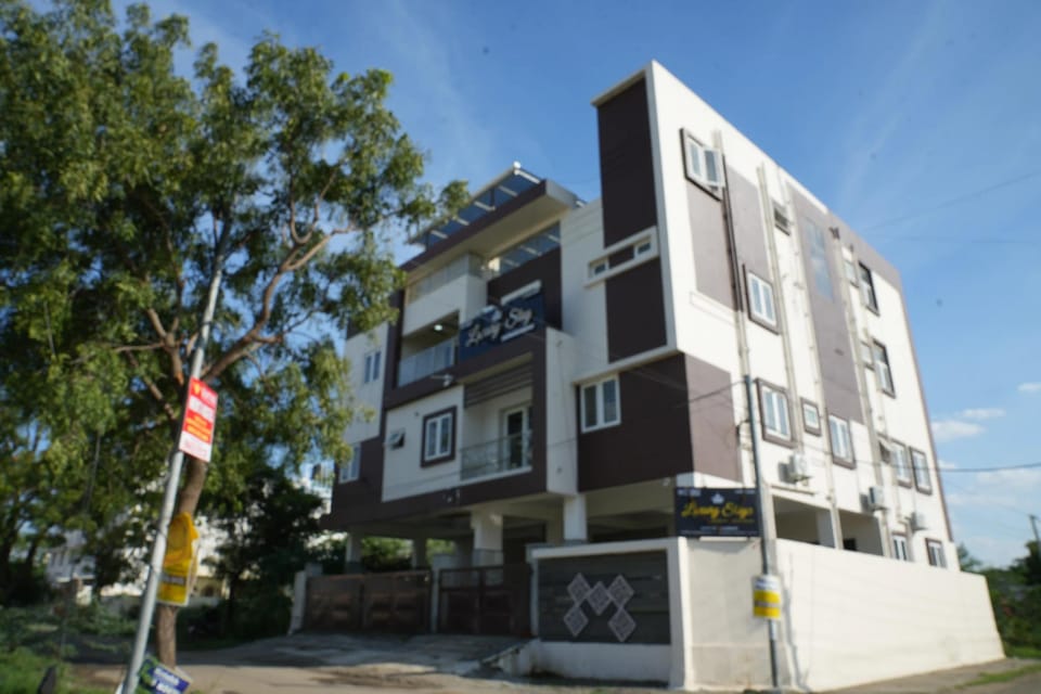 Luxury Stays Apartment hotel in Coimbatore