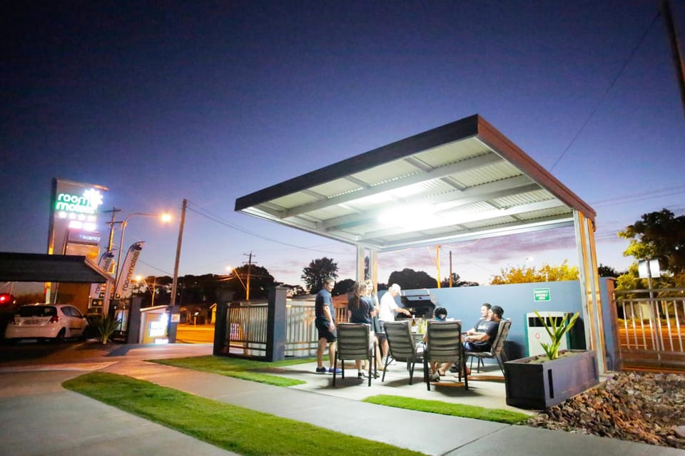 Room Motels Kingaroy Motel in Kingaroy