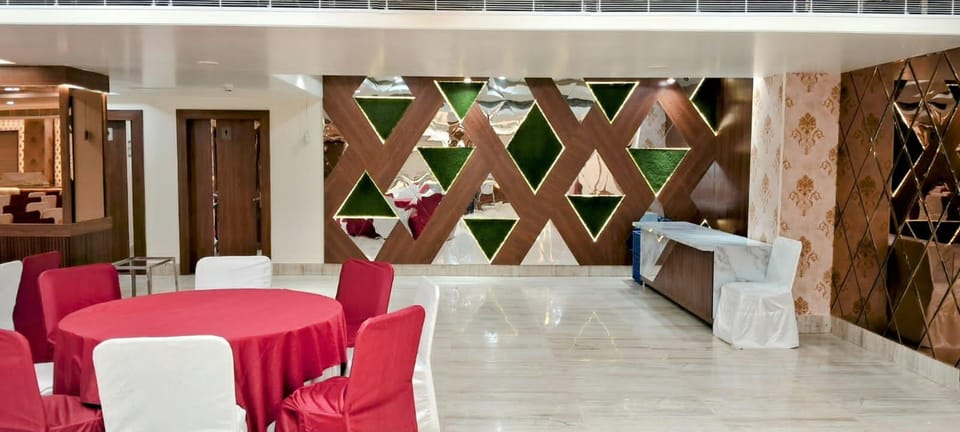 Madhuvan Palace Hotel in Varanasi