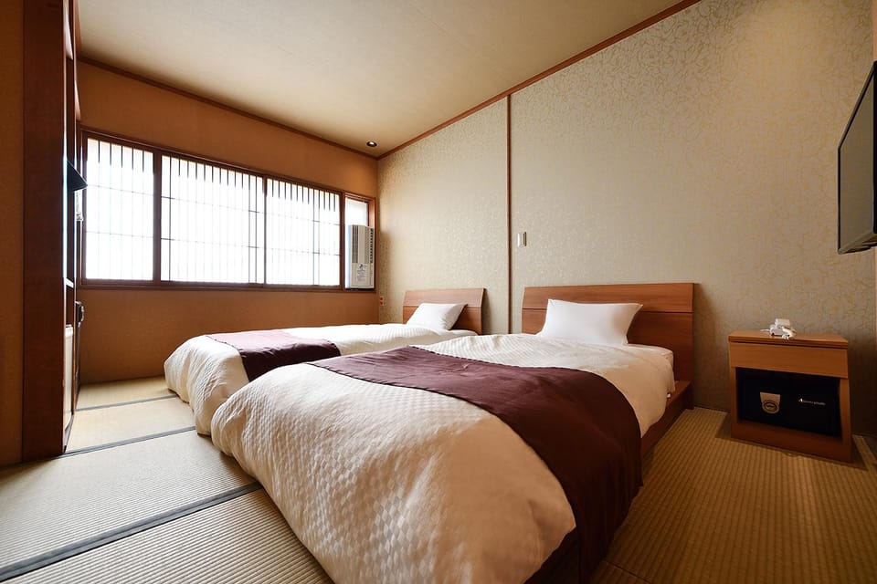 YOSHINOYA Inn Bed and Breakfast in Nagano Prefecture