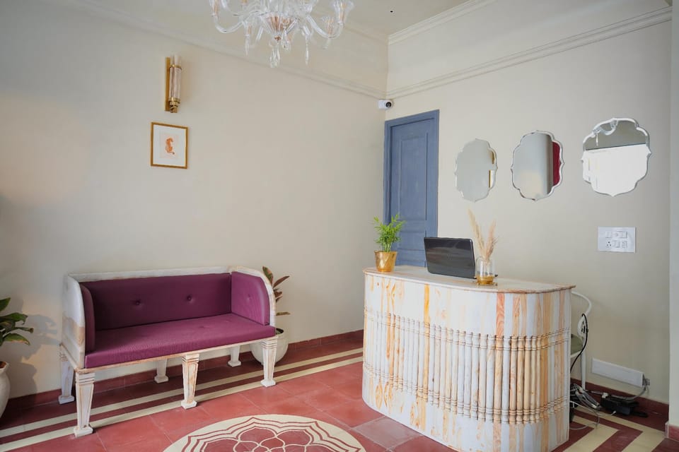 SADRI HAVELI Boutique Heritage Hotel - Lake Pichola Udaipur Hotel in Udaipur