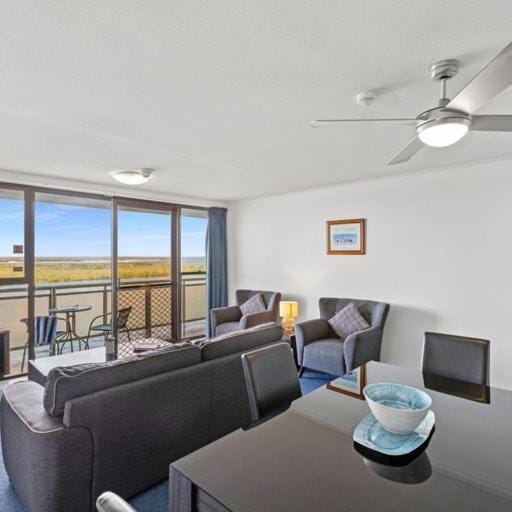 Trafalgar Towers Apartment hotel in Maroochydore