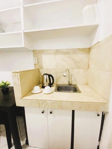 Makati Avenue Suites Hotel in Mandaluyong