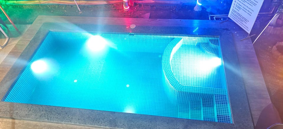 Aaji Aajobanchi Wadi Hotel in Maharashtra